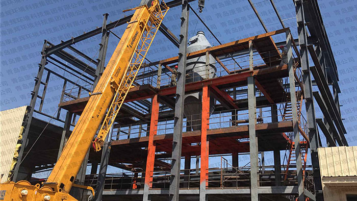 寧夏飼料添加劑三效蒸發(fā)器廢水處理項(xiàng)目工程安裝現(xiàn)場(chǎng) 寧夏飼料添加劑三效蒸發(fā)器廢水處理項(xiàng)目工程安裝現(xiàn)場(chǎng)